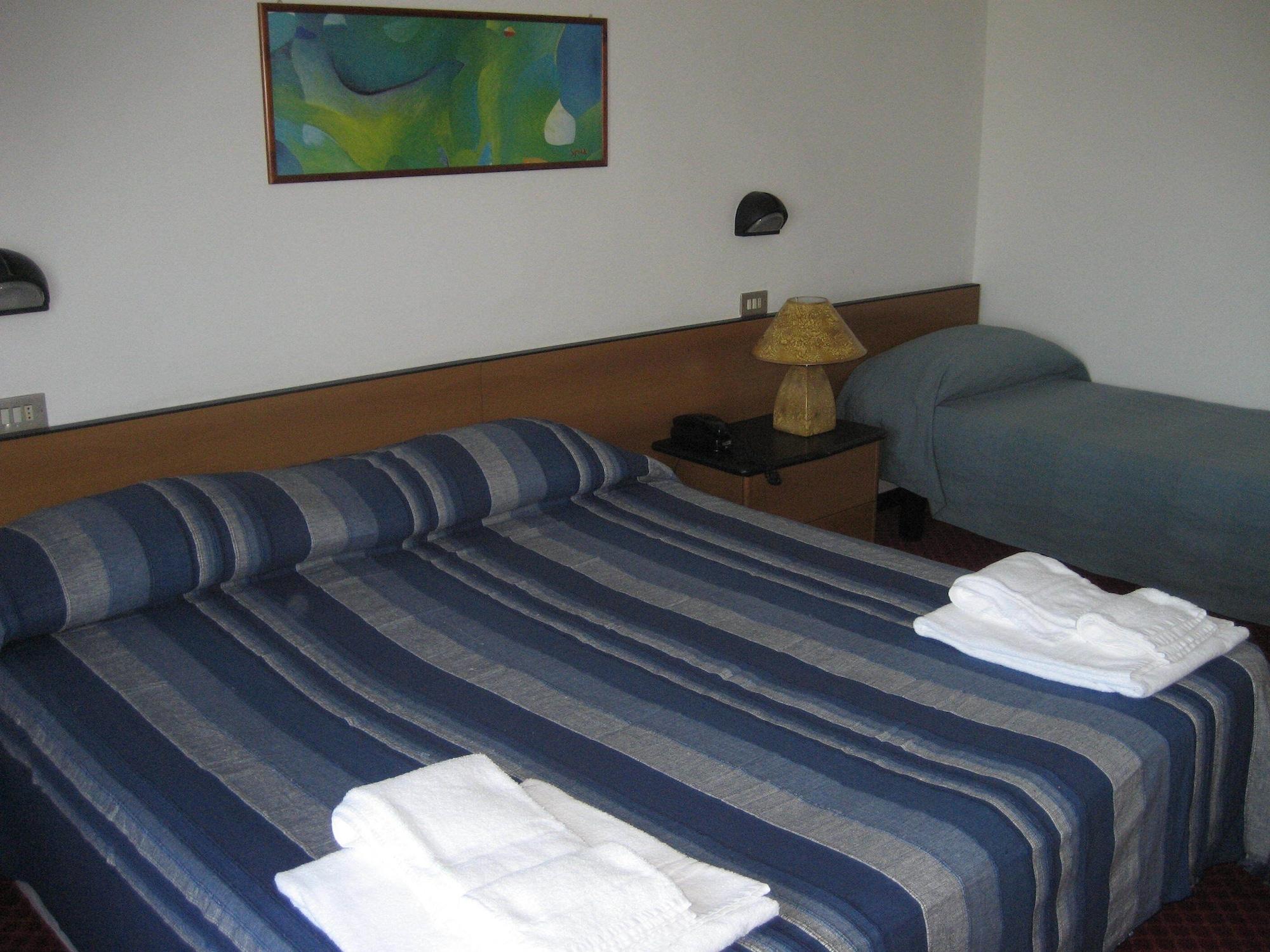 Niagara Hotel Rimini Exterior foto
